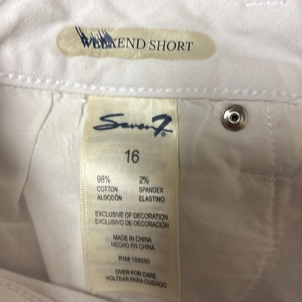 Seven7 White Denim Shorts "Weekend Shorts" Size 16 - Picture 3 of 9
